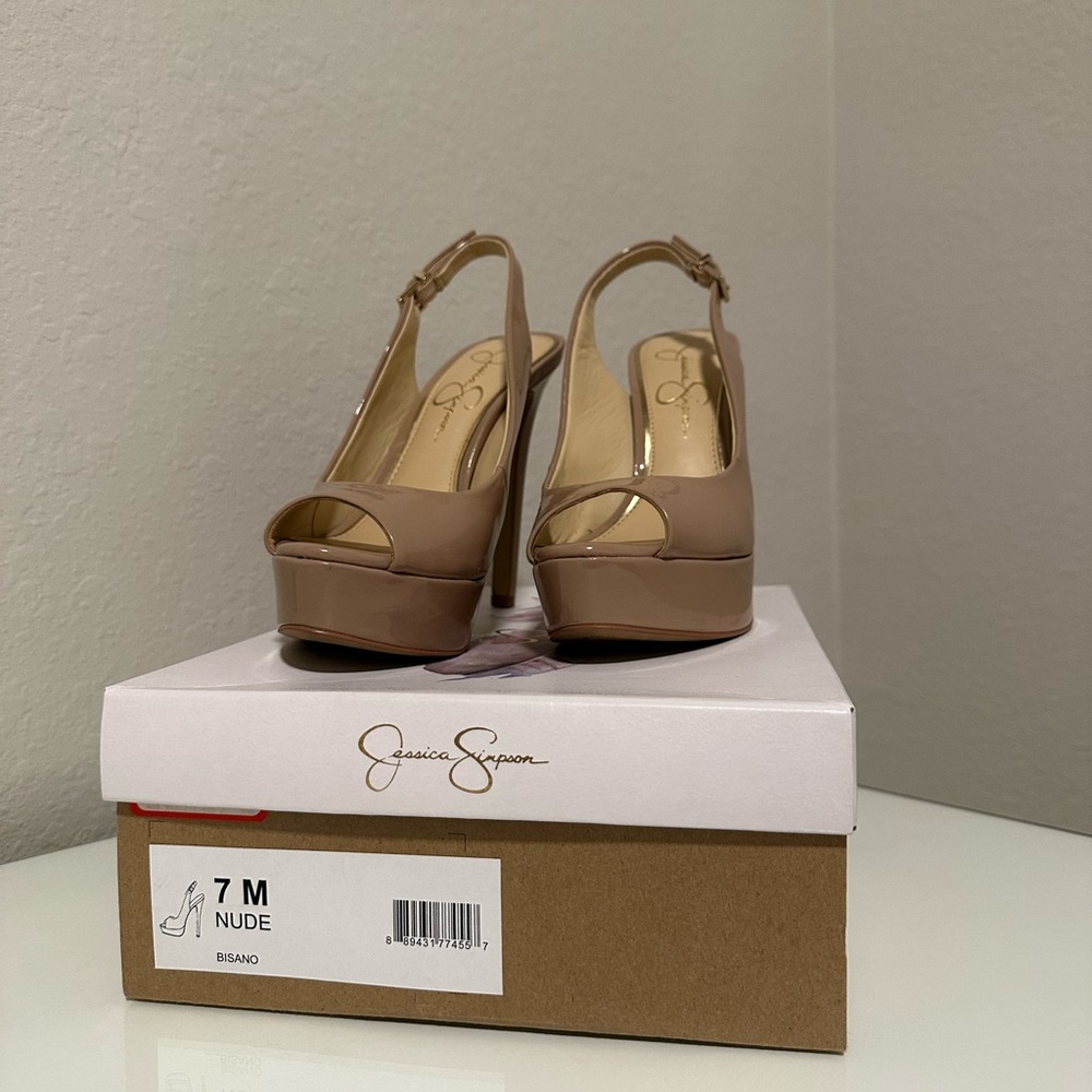 Jessica Simpson NUDE heels SIZE- 7